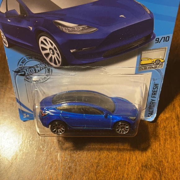 Hot wheels - Picture 2 of 2